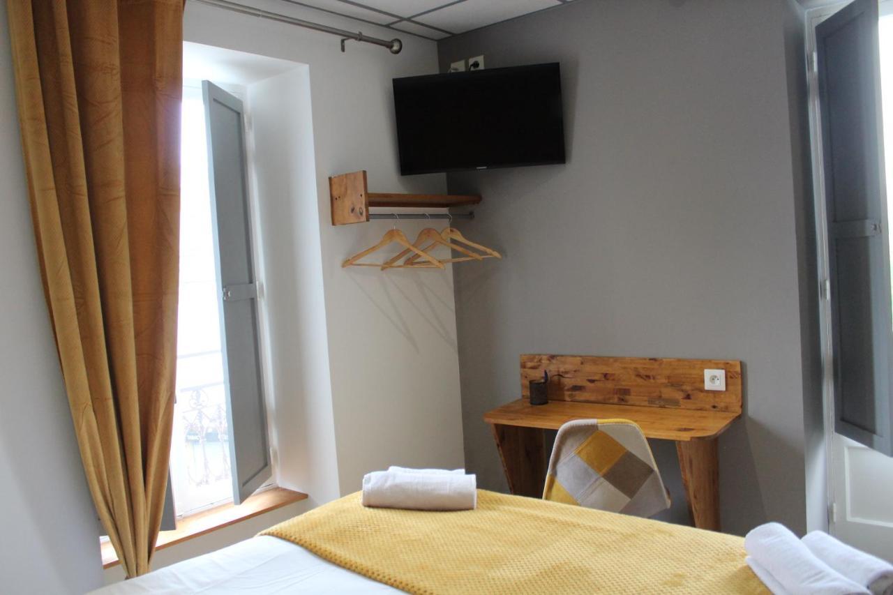Le Central Hotel-Bar Oloron-Sainte-Marie Εξωτερικό φωτογραφία